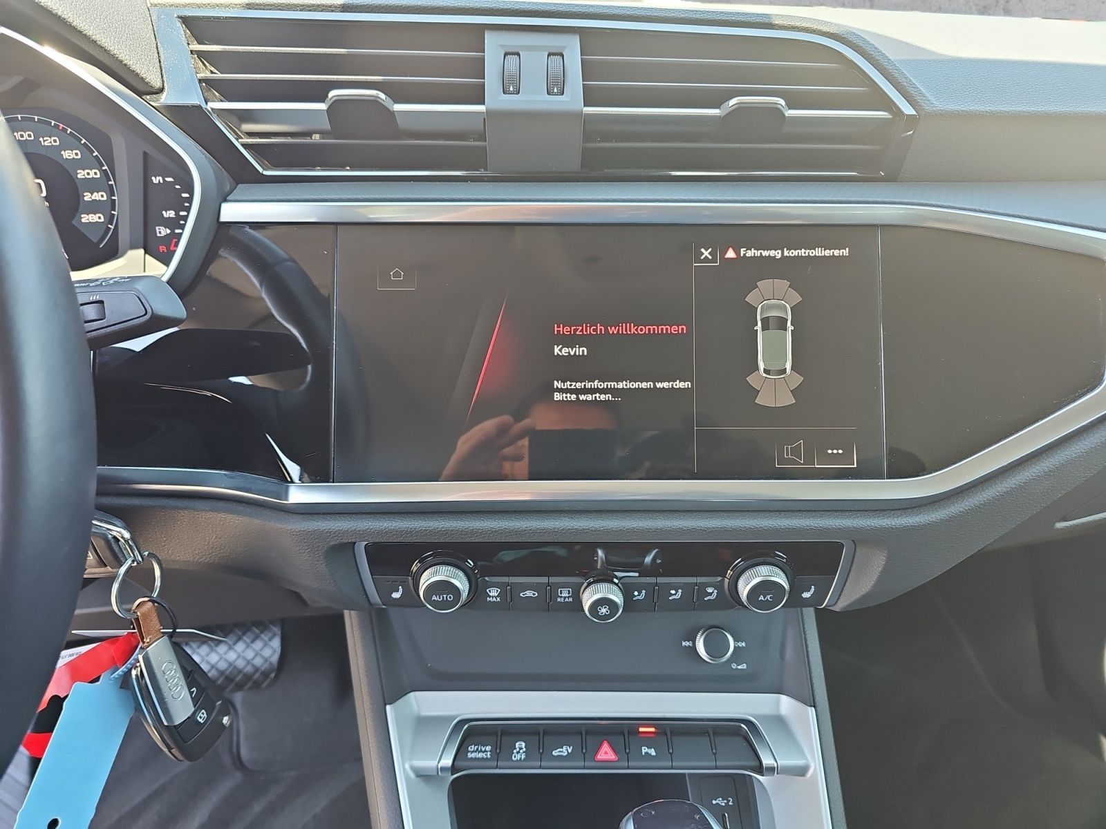 Audi Q3 Sportback 45 TFSI e S-TR LED+PDC+GRA+SHZ+20" foto 11