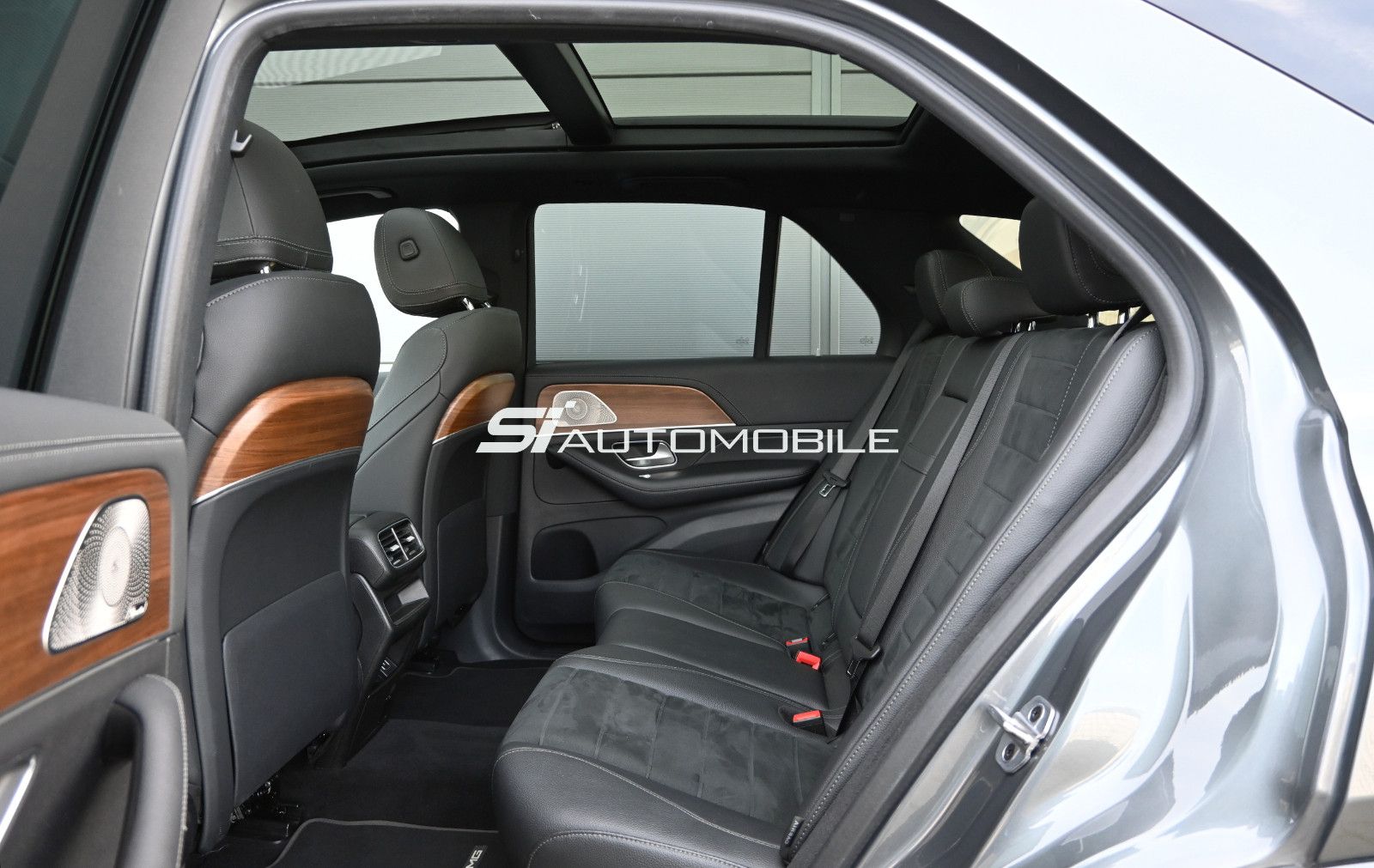 Fahrzeugabbildung Mercedes-Benz GLE 350 de 4Matic AMG °UVP 98.961€°ACC°AHK°PANO°