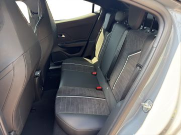 Opel Mokka GSE Elektro ACC,SHZ,KAM,NAV,20Zoll,LED