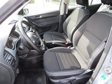 Fahrzeugabbildung SKODA Fabia Combi Ambition NAVI/APP GJ-RÄDER SITZH. 1H