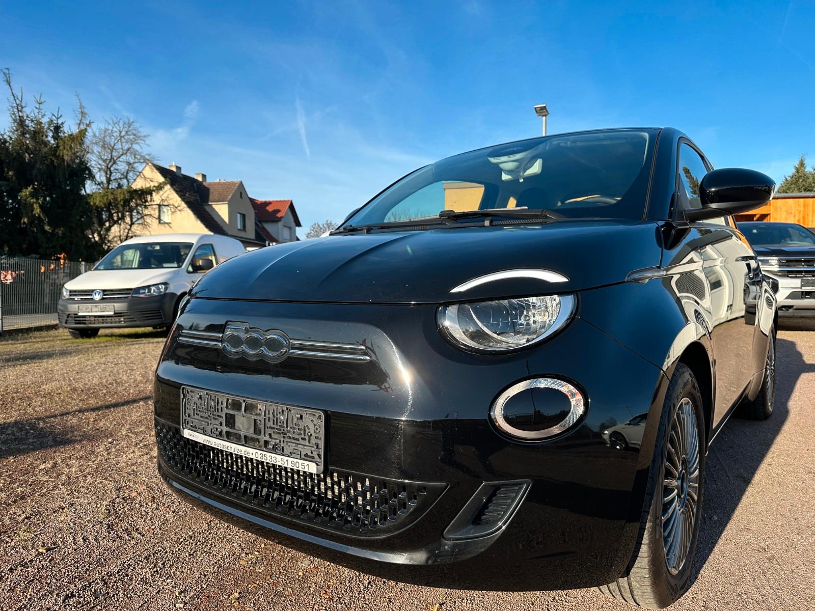 Fiat 500e ICON 42 KwH Navi