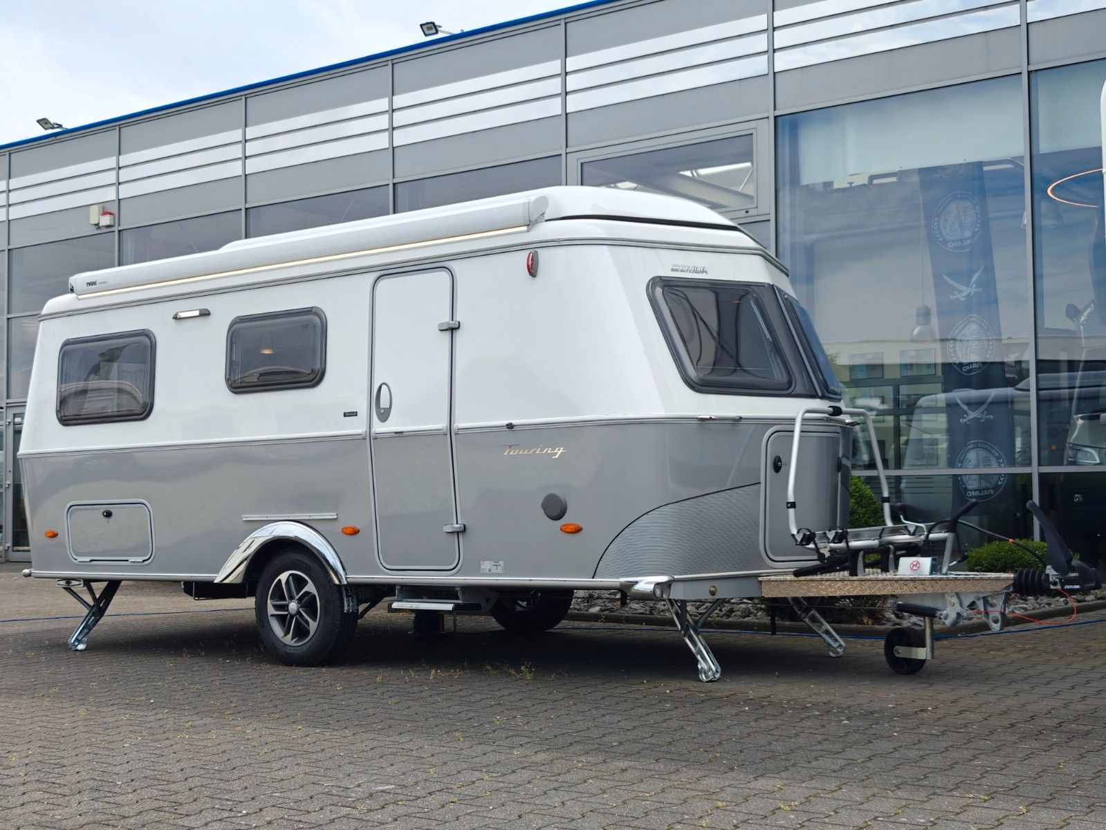 Fahrzeugabbildung HYMER / ERIBA / HYMERCAR Touring 630 Urban SD - JETZT 4.794€ SPAREN !