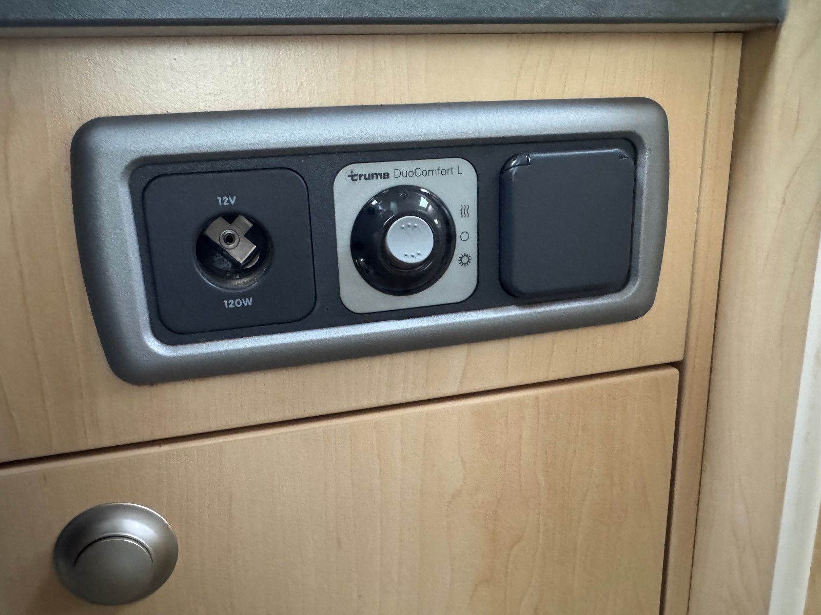 Fahrzeugabbildung La Strada REGENT S MERCEDES SPRINTER 7G-TRONIC SOLAR 1HAND