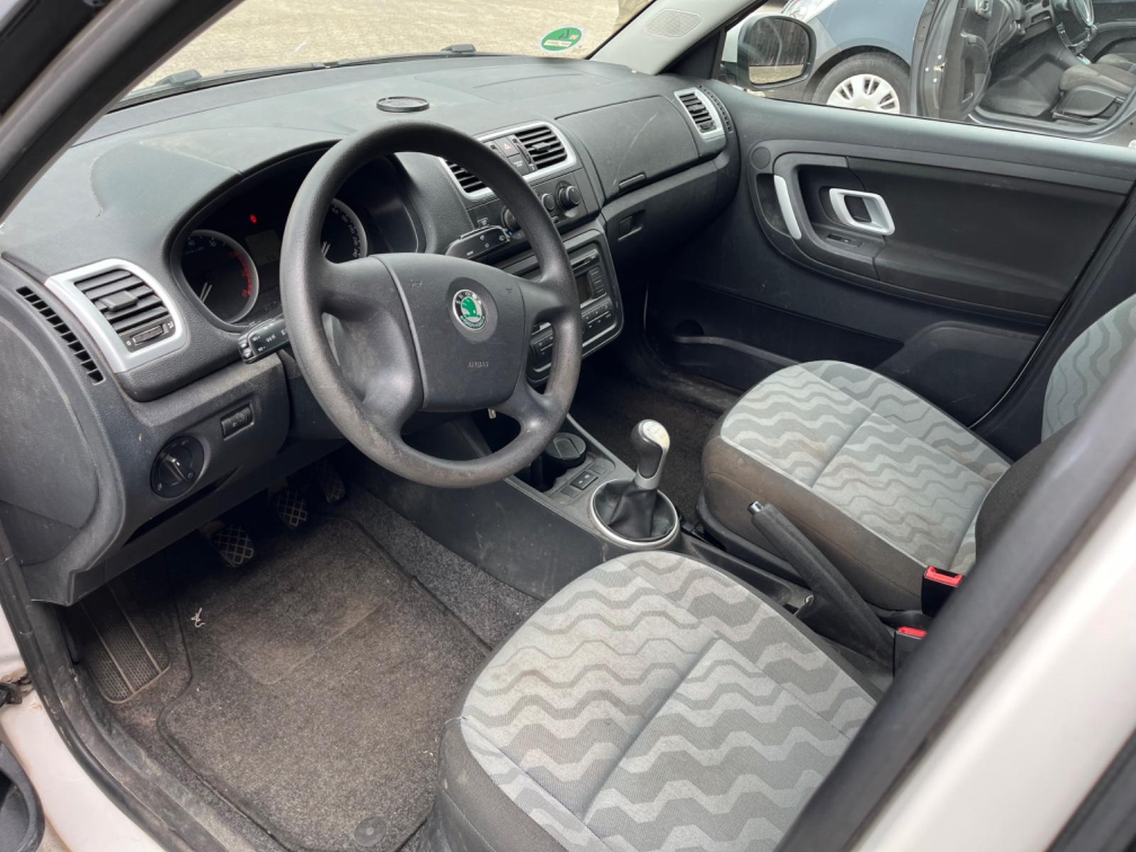 Skoda Fabia 2008 — photo 7
