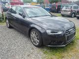 Audi A4 Lim.1.8 TFSI Attraction quattro Bi-Xenon - Audi in Bremen: Q1