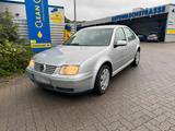 Volkswagen VW Bora 1.6 16v Highline TÜV 06.26 - Volkswagen Bora: Highline