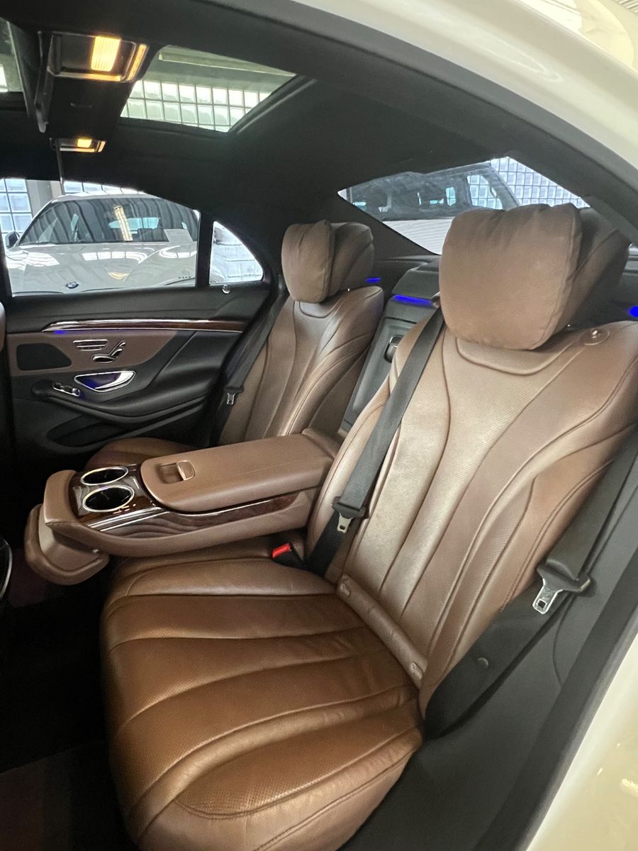 Fahrzeugabbildung Mercedes-Benz S 350 BlueTec / d AMG LINE *DIAMANT-WEIß*