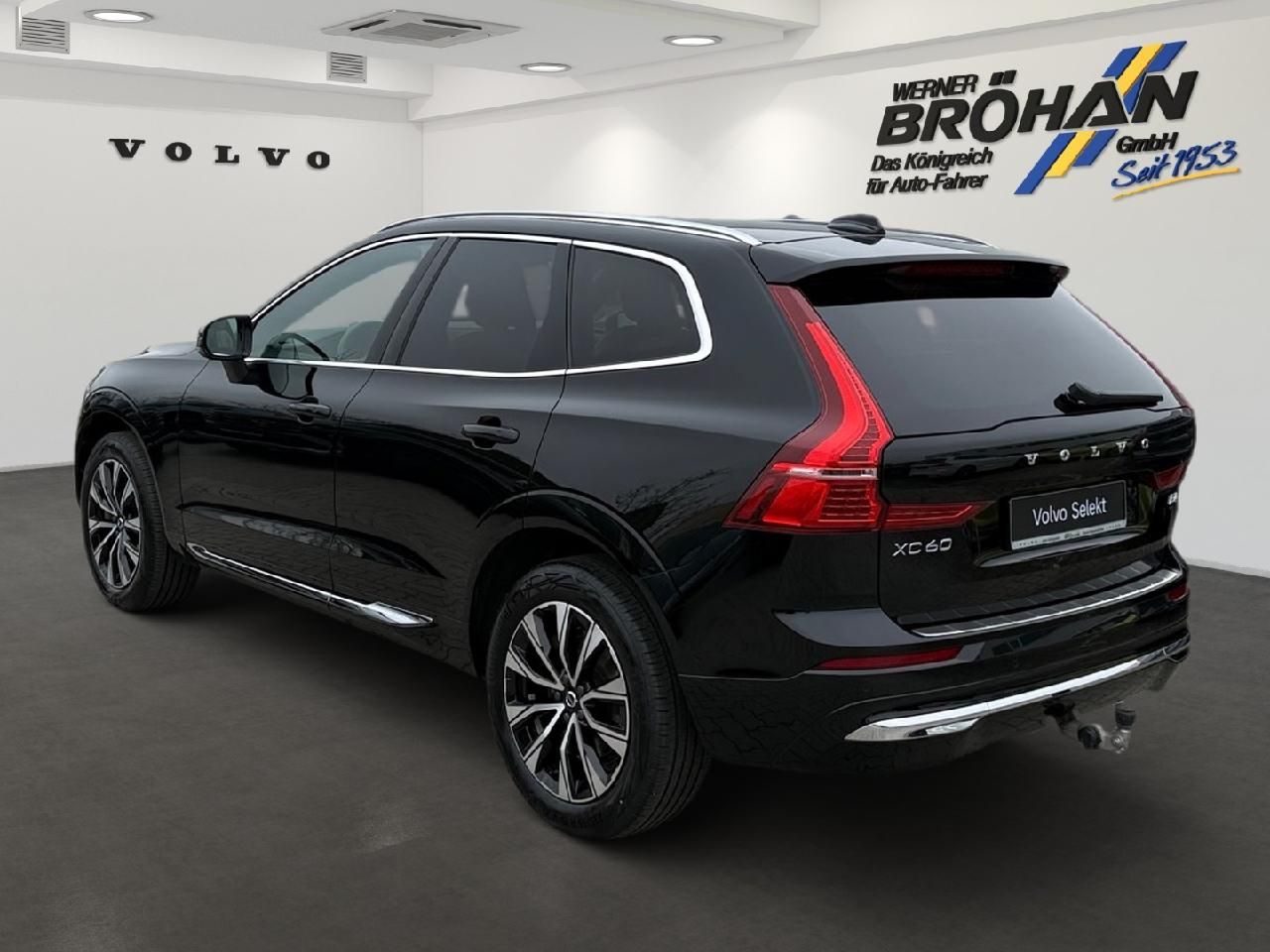 Fahrzeugabbildung Volvo XC60 Plus Bright 2WD