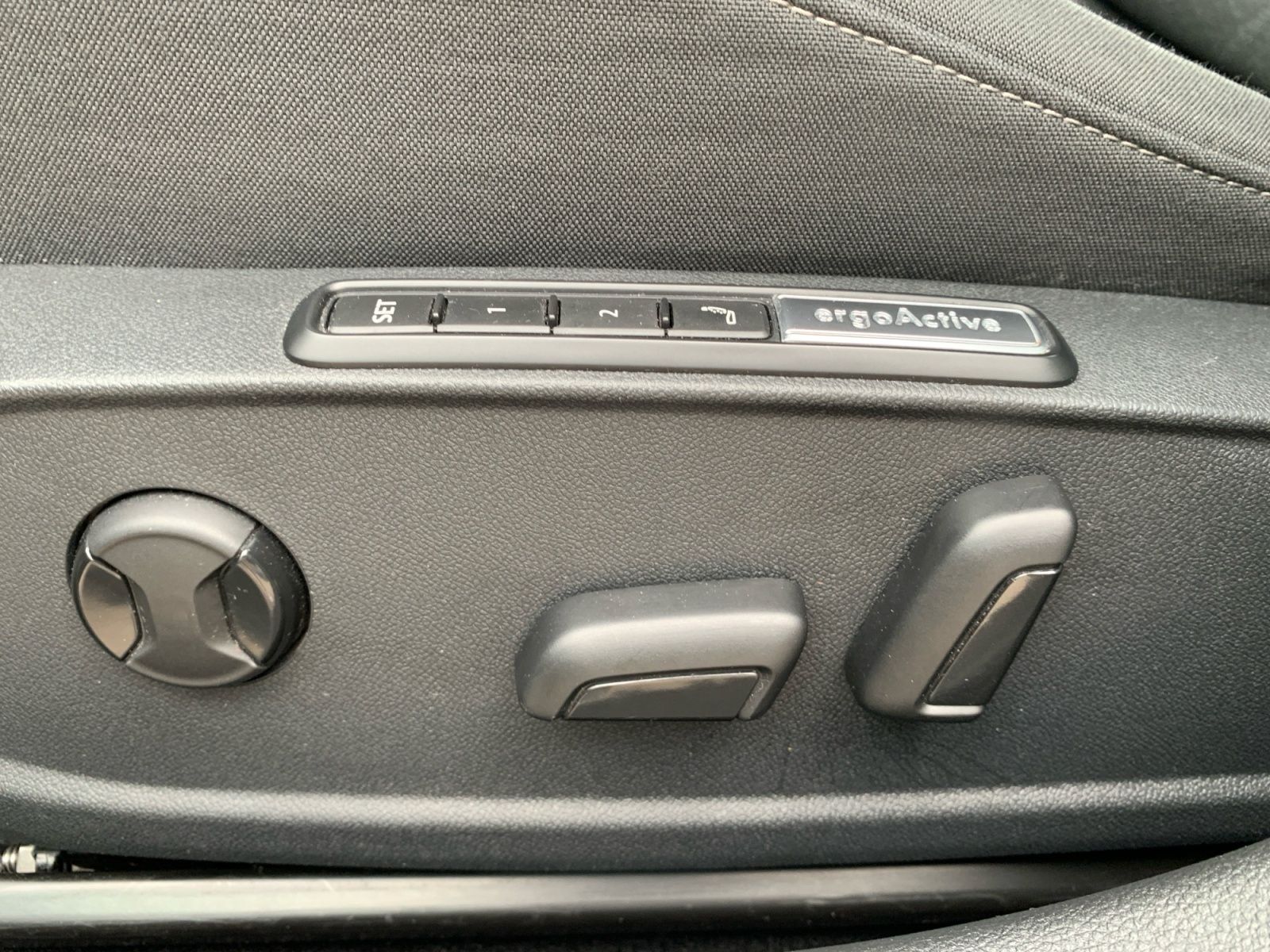Volkswagen Golf - Bild 22