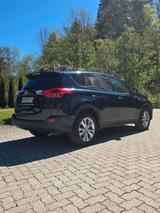Toyota RAV 4 2,2-l-D-4D 4x4 Life Automatik Life - Toyota RAV 4 Life
