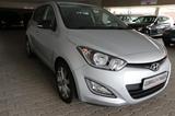 Hyundai i20 FIFA World Cup Edition, Autom., AC, Sitzhzg. - Hyundai i20: Schiebedach