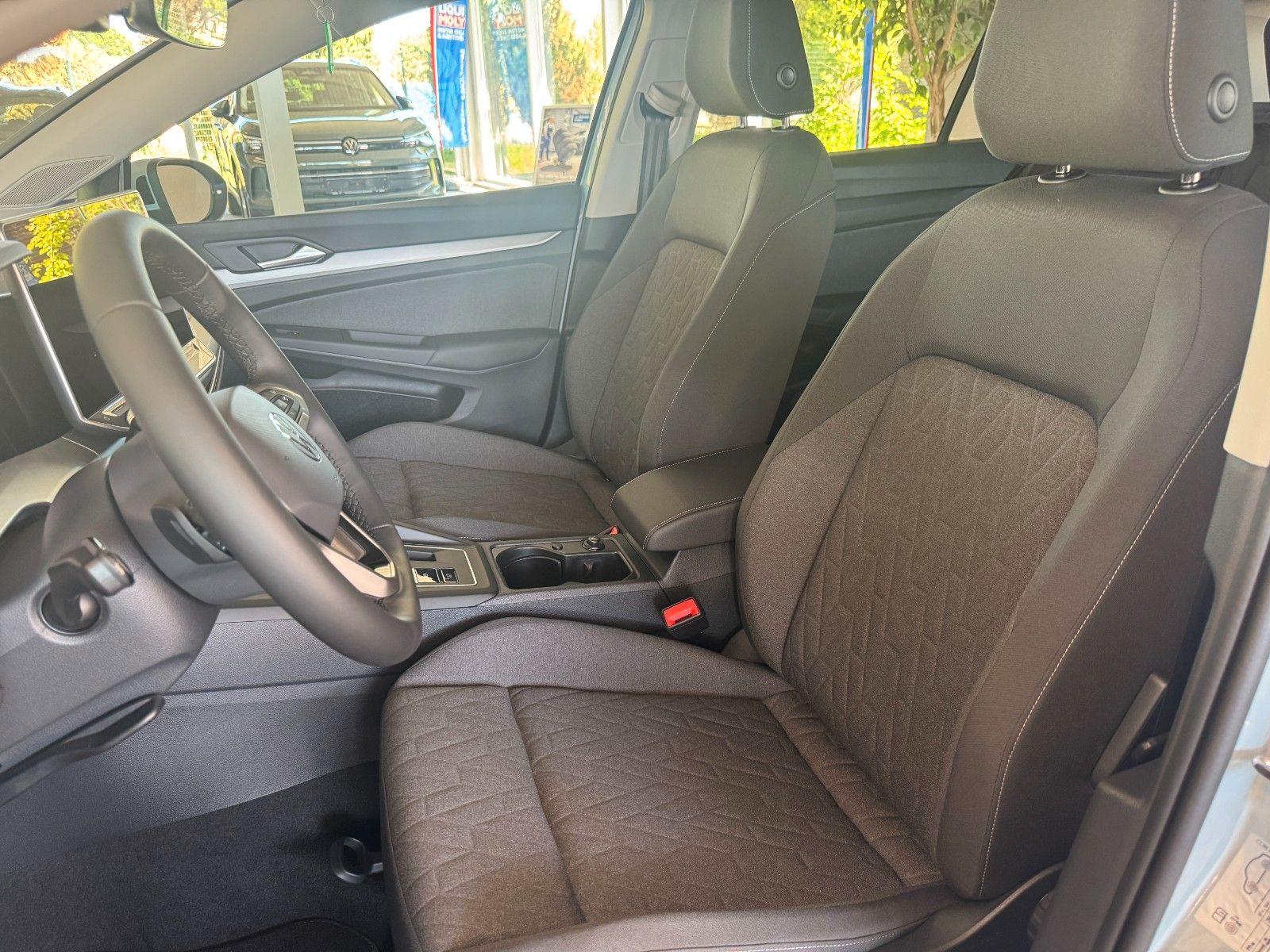 Volkswagen Golf VIII 1.5 eTSI DSG Life KAM APP ACC, миниатюра 5