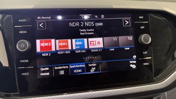 Fotografie des VW T-Cross 1.0 TSI OPF Life