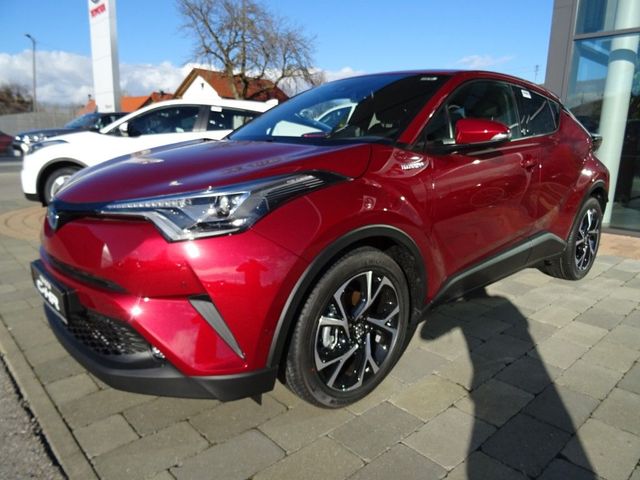 Toyota C-HR Hybrid Team D LED Navigation