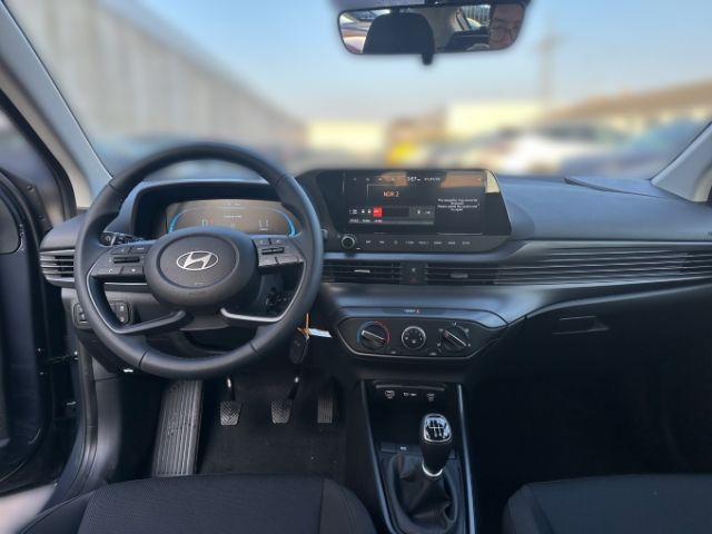Fahrzeugabbildung Hyundai BAYON FL (MY25) 1.0 T-GDI Select Navi Kamera Ein