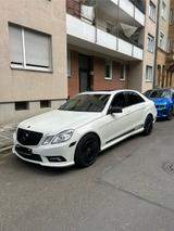 Mercedes-Benz E 350 W212 - Mercedes-Benz: 212