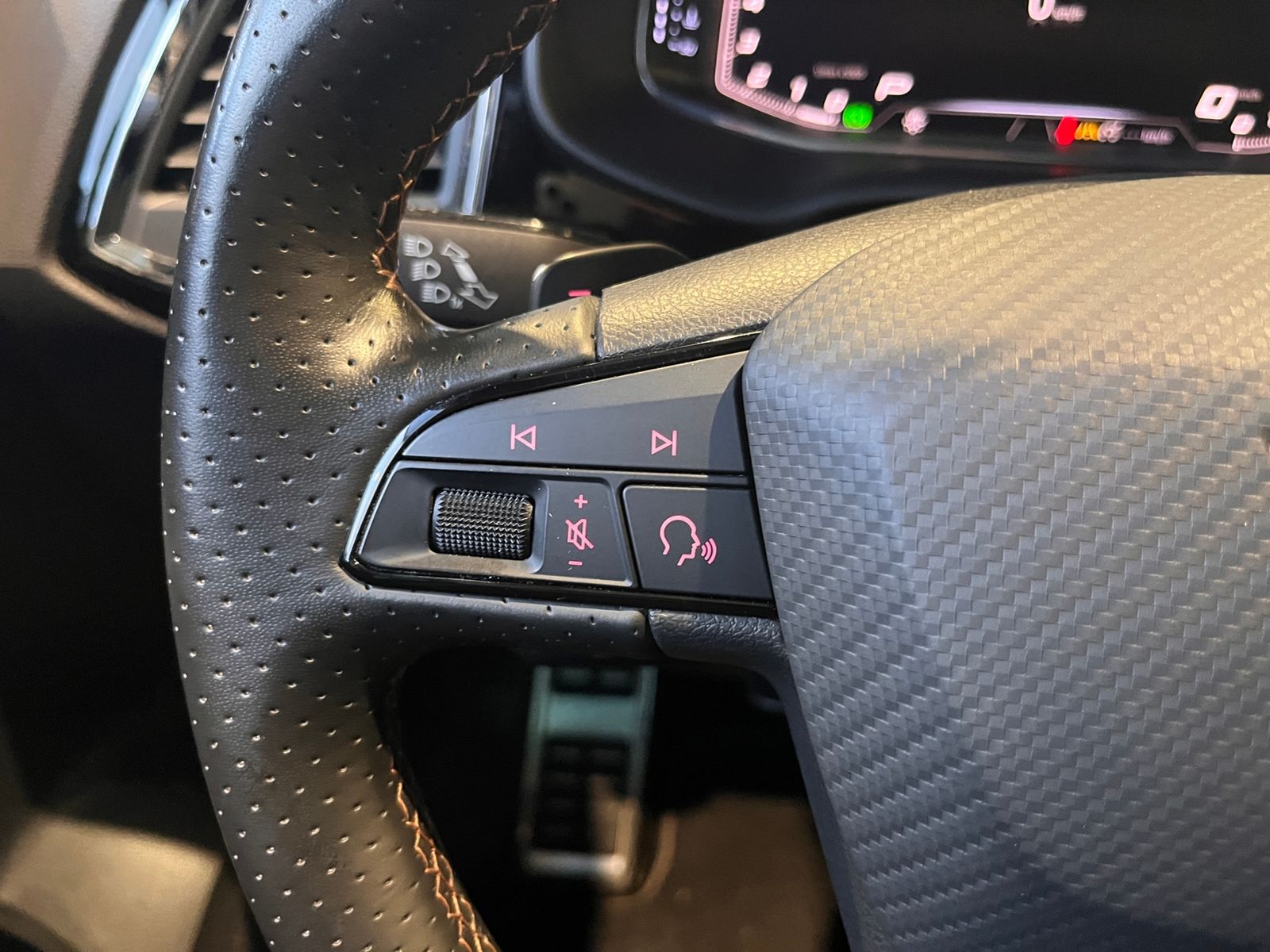 Fahrzeugabbildung CUPRA Ateca 4Drive BEATS 360° ACC LED