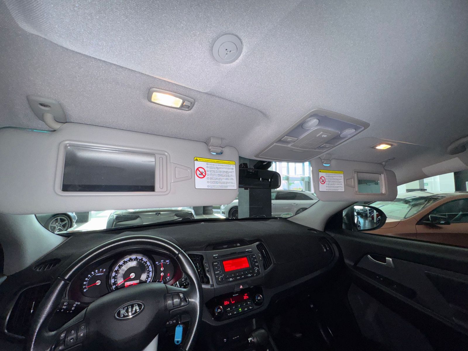 Kia Sportage 2.0 VISION 4WD AUTOMATIK UNFALLFREI 1H
