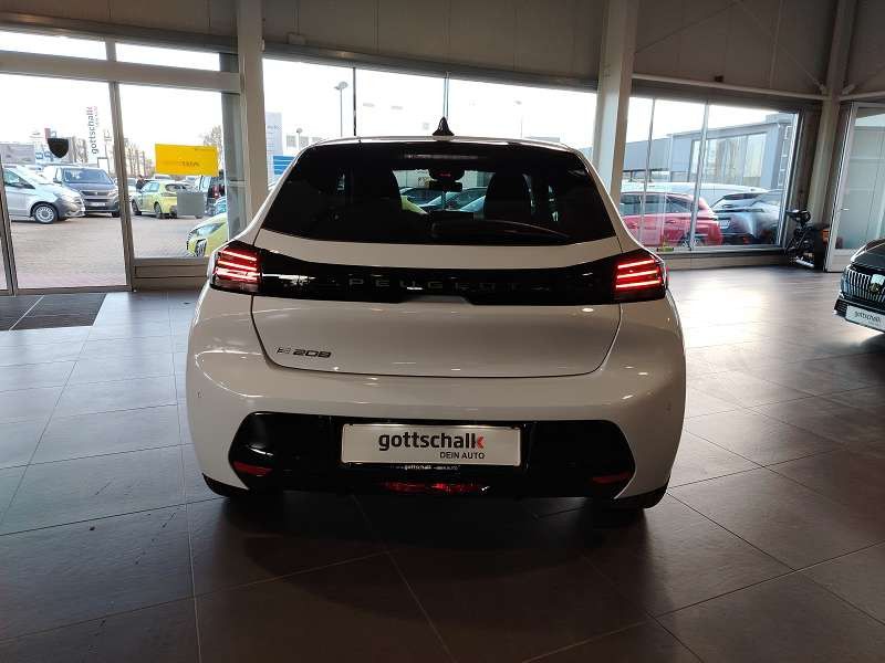 Peugeot e-208 - Bild 5