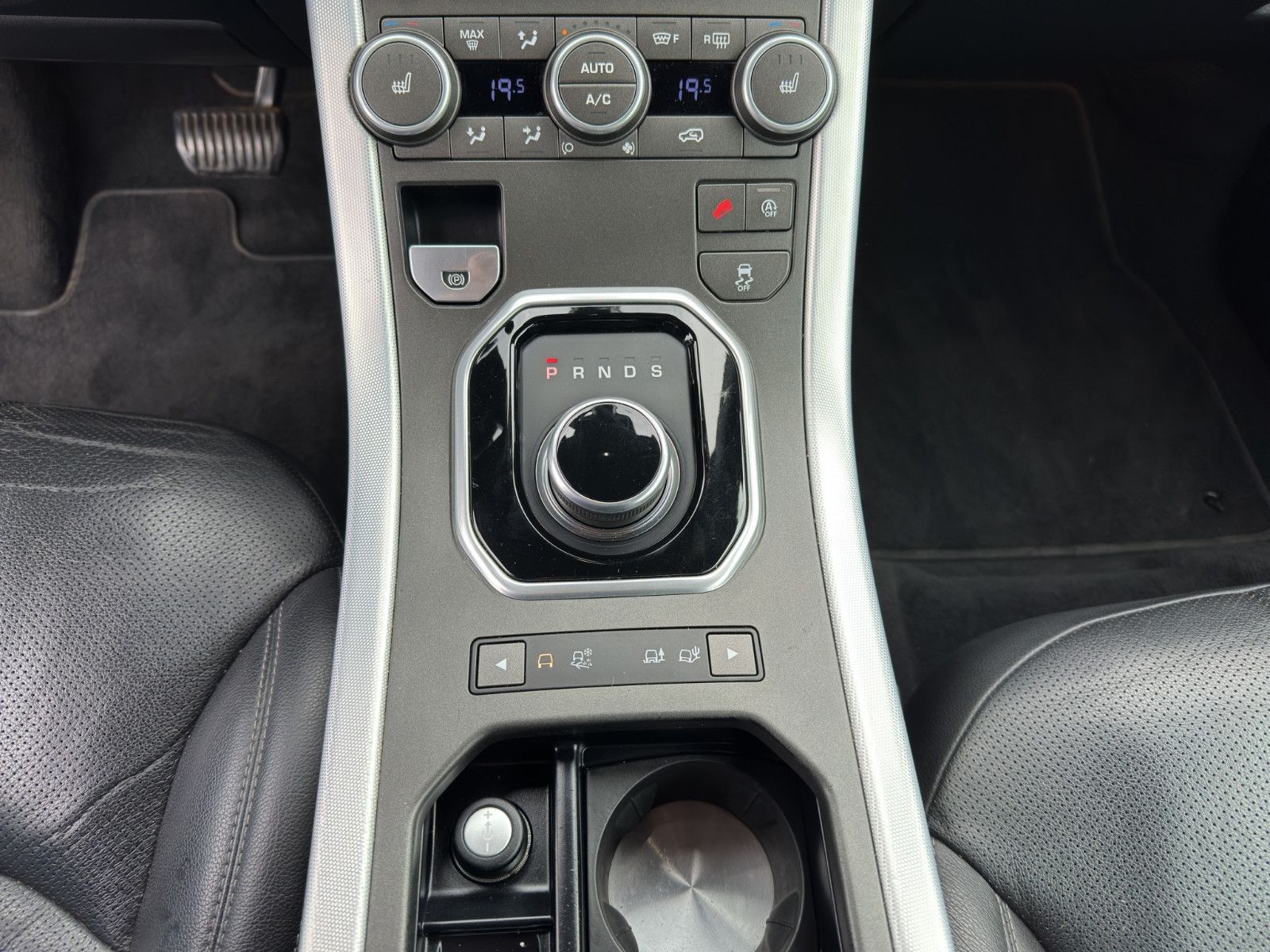 Fahrzeugabbildung Land Rover Range Rover Evoque Cabrio SE LED*Shz*Navi*Leder*