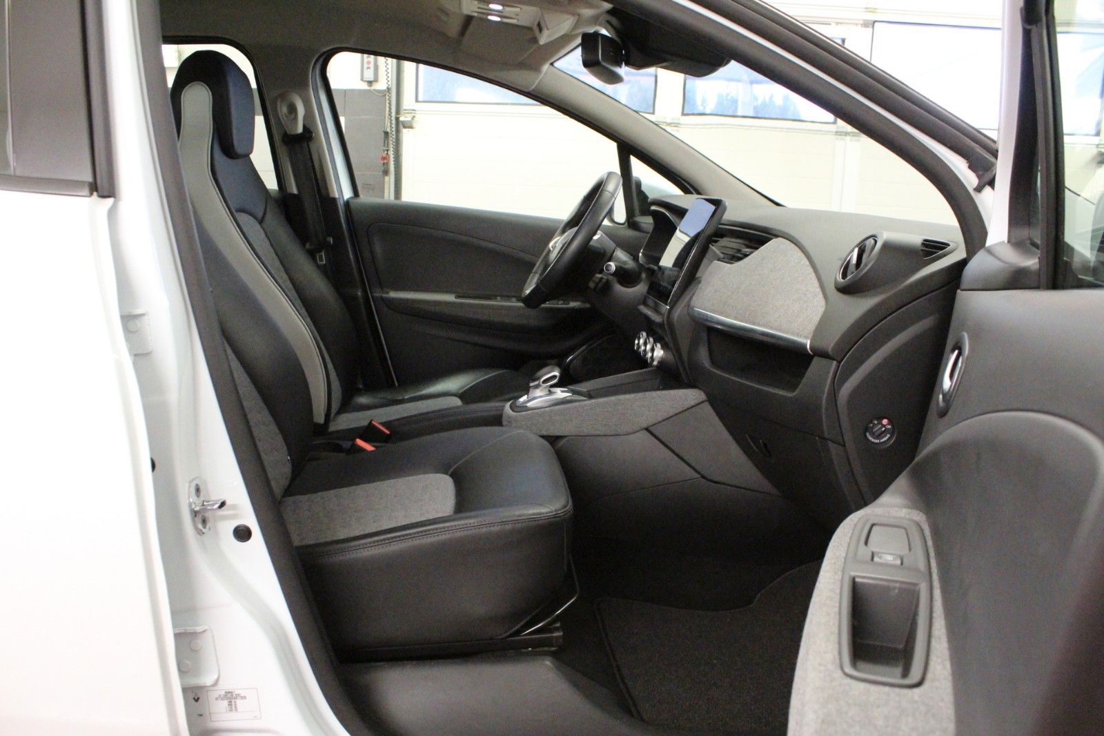 Fahrzeugabbildung Renault ZOE E-Tech *Intens 135*Winterpaket*