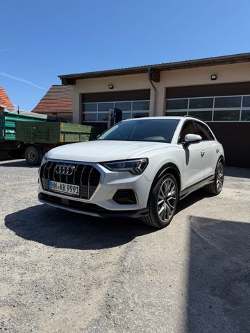 AUDI Q3 Advanced 40 TFSI quattro S tronic