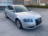 Audi A3 Sportback 2.0 TDI Ambiente*Navi*Xenon*SHzg* - Audi A3 aus 2008: 2.0