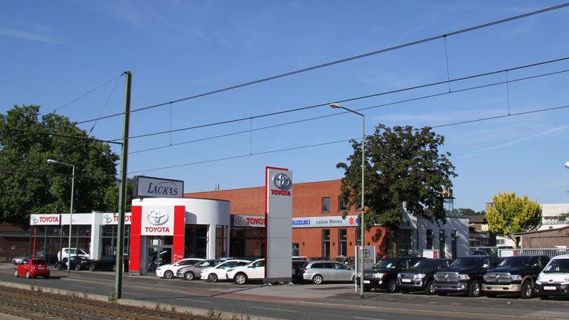 showroom-image-main
