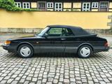 Saab 900 Turbo S, Cabrio mit rotem Steuergerät - Saab 900: Cab