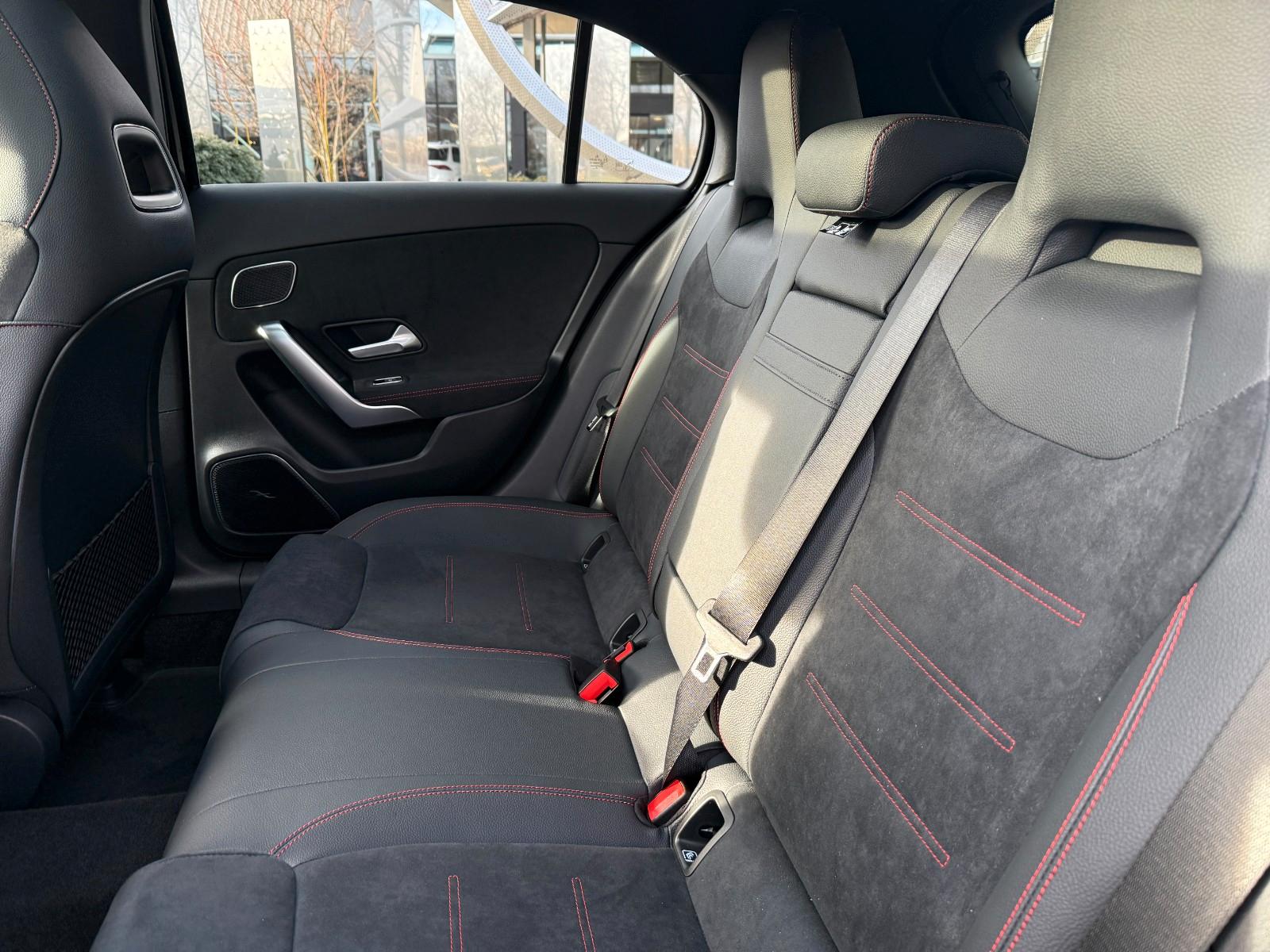 Mercedes-Benz A 250 A A 250 e