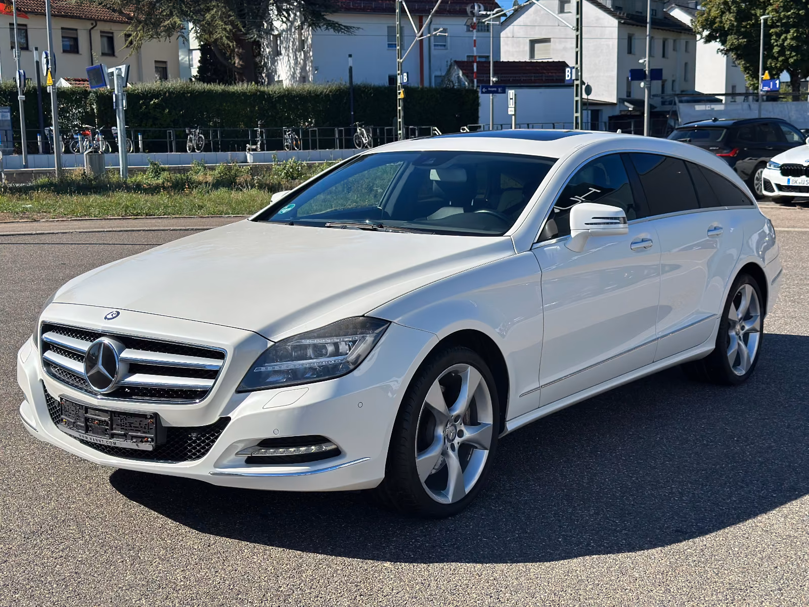 Mercedes-Benz CLS 350 Shooting Brake *Distronic*AHK*SHD*H&K*