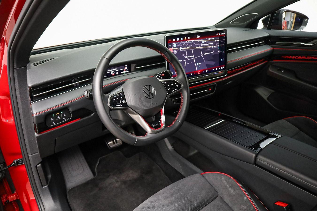 Volkswagen ID.7 GTX 4M*WÄRMEPUMPE*IQ.LIGHT*AHK*KAMERA*PDC*N