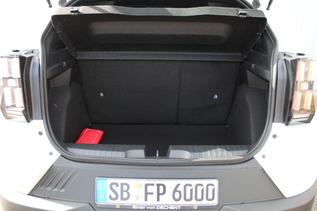 Fahrzeugabbildung Fiat Grande Panda 1.2 Turbo 74 kW Icon LED,PDC,SpurH