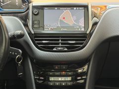 PEUGEOT 2008 Allure|SHZ|PDC|Kamera|Navi|Klima|Panorama