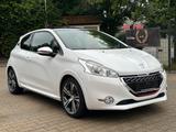 Peugeot 208 GTi Leder Panorama Tempomat Sitzheizung - Peugeot 208