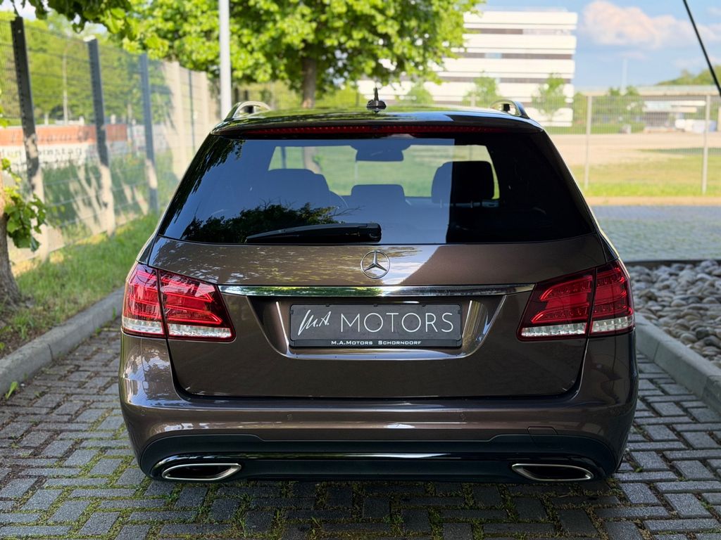MERCEDES-BENZ E200 T CGI/AMG-PAKET/DISTR+/ILS/NIGHT PAKET MERCEDES-BENZ E200 T CGI/AMG-PAKET/DISTR+/ILS/NIGHT PAKET