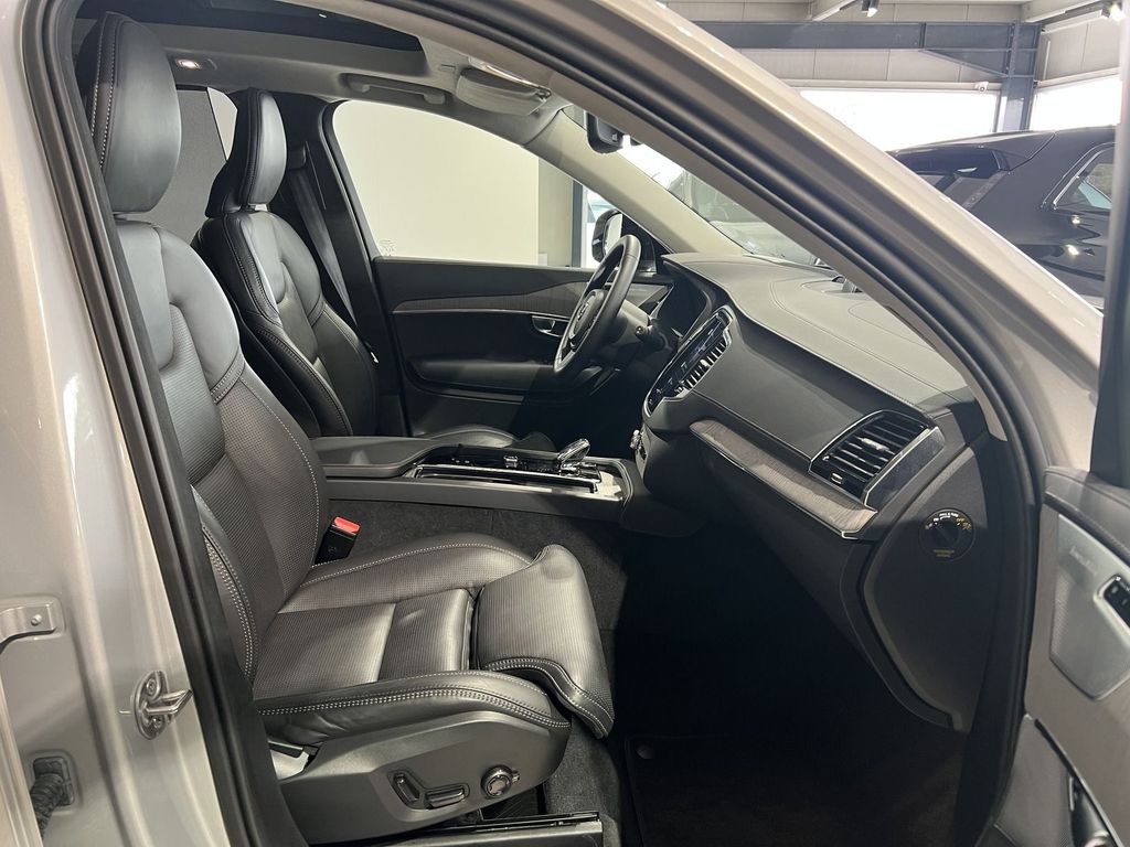 Volvo XC90 T8 Ultra Dark Recharge AWD Massage B&W 22''