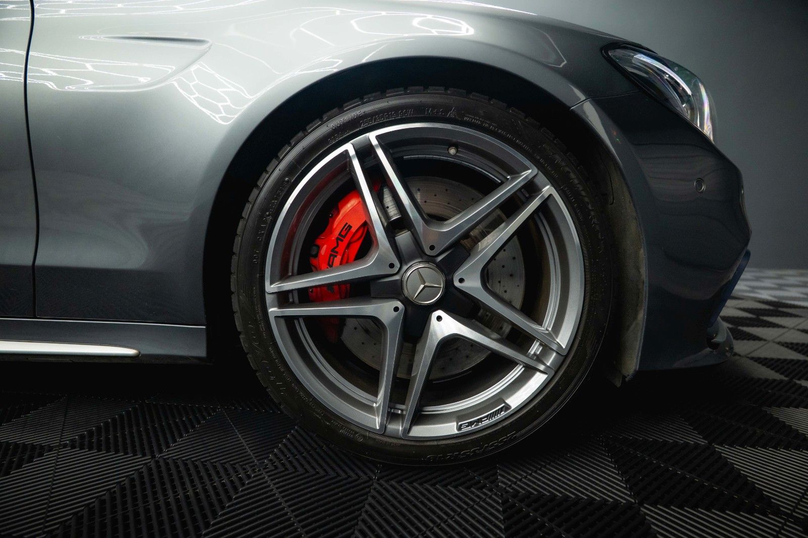 Fahrzeugabbildung Mercedes-Benz C 63 S T AMG Performance Carbon *LED*ACC*Kamera*