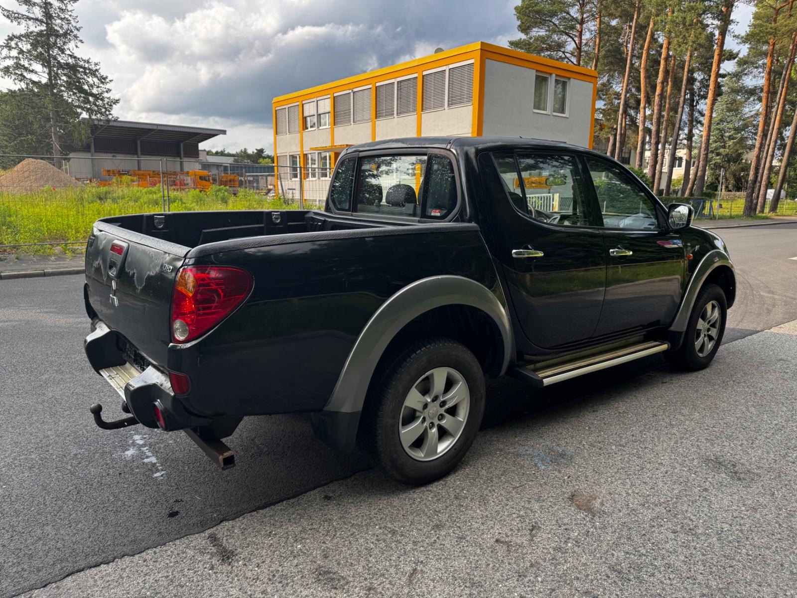 Mitsubishi L200 Intense Doppelkabine ALLRAD 4*4