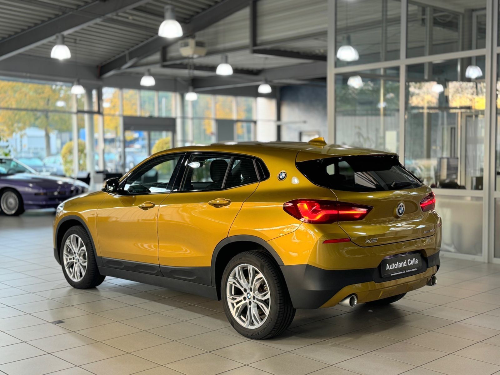 Fahrzeugabbildung BMW X2 xD25d Panorama Kamera DAB HiFi ACC LED Sport