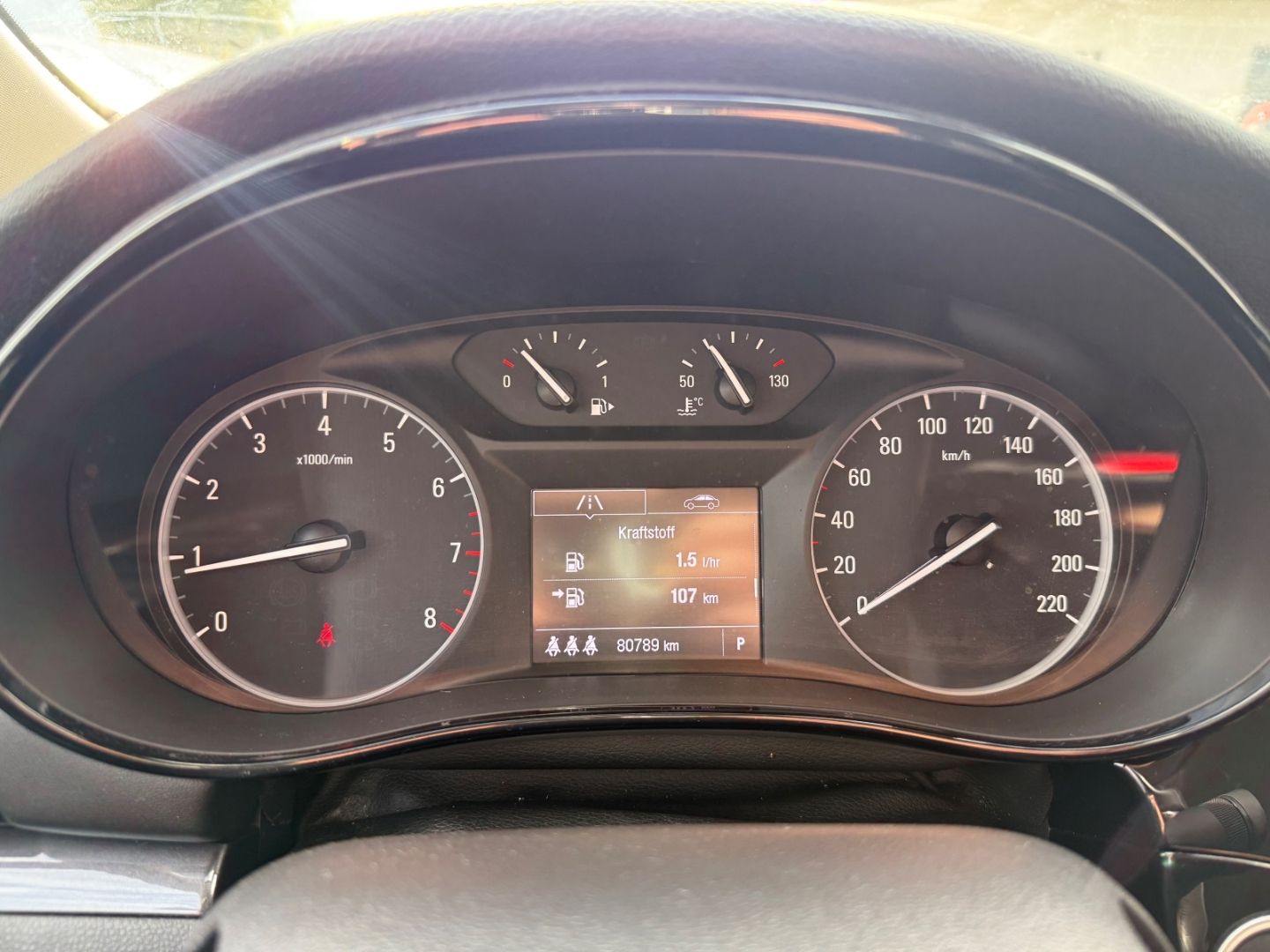 Fahrzeugabbildung Opel Mokka X Innovation mit Allwetter+PDC+AHK