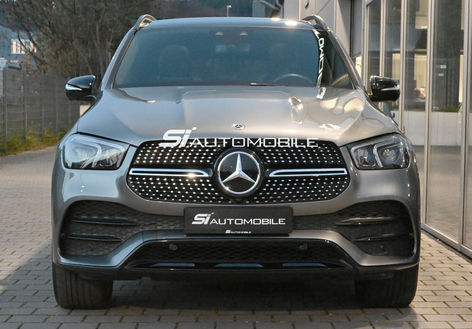 Fahrzeugabbildung Mercedes-Benz GLE 350 de 4Matic AMG °UVP 98.961€°ACC°AHK°PANO°