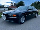 BMW 735 Facelift V8 Automatik Schwarz Leder Xenon