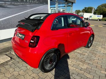 Fahrzeugabbildung Fiat 500 e Red