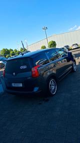 Peugeot 5008 2.0 HDi Business Line HU 12/26 - Peugeot 5008: Business Line