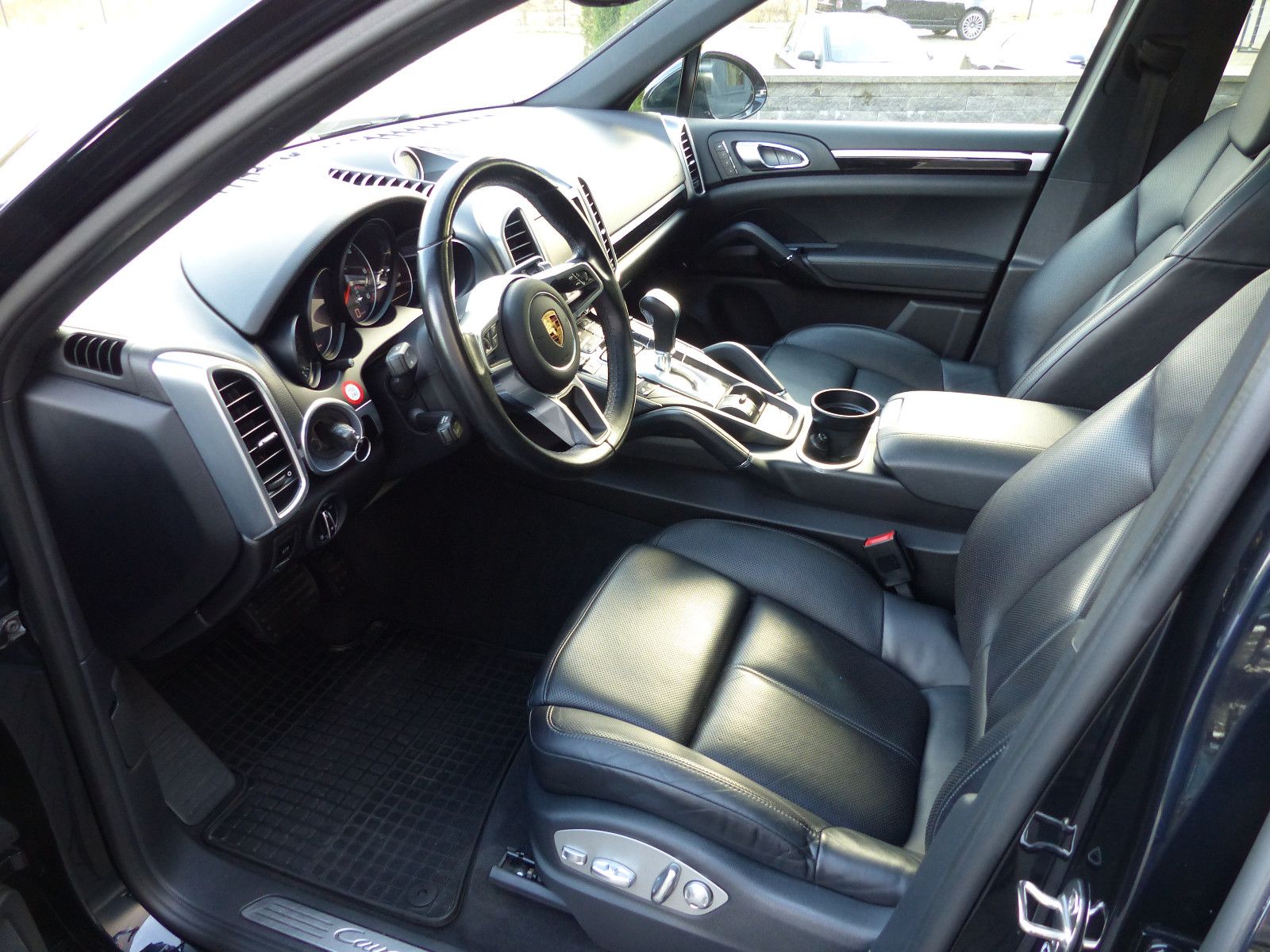 Fahrzeugabbildung Porsche Cayenne Diesel