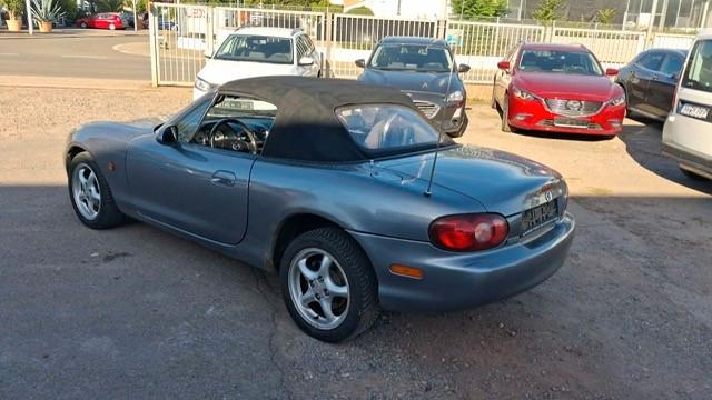 Mazda MX-5 1.6 16V mit Hartop
