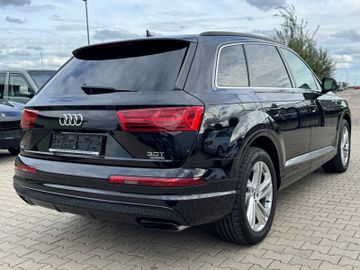 Audi Q7 - 5