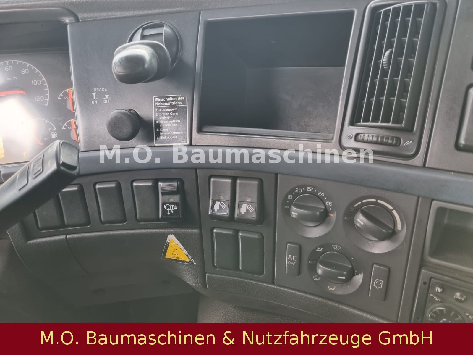 Fahrzeugabbildung Volvo FM 440 / 6x2 / Euro 5 / AC  /