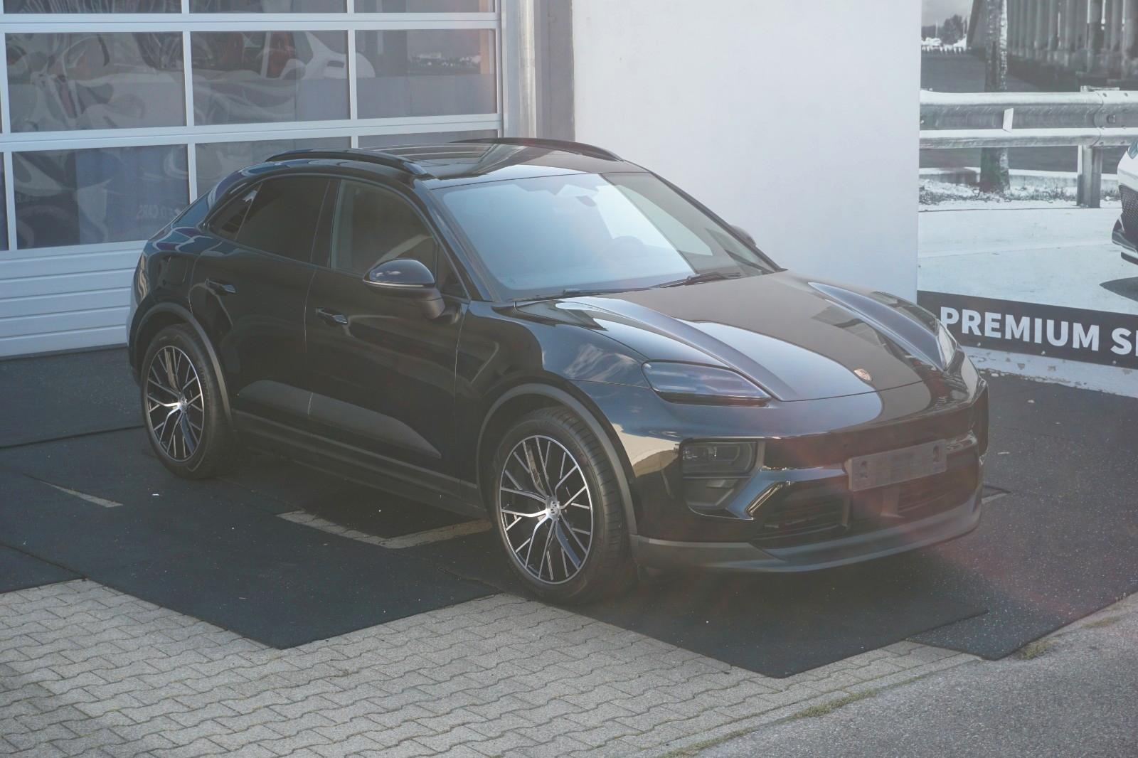 Porsche Macan Electric 4*SportChrono*PASM*21"Alu*ACC*18W